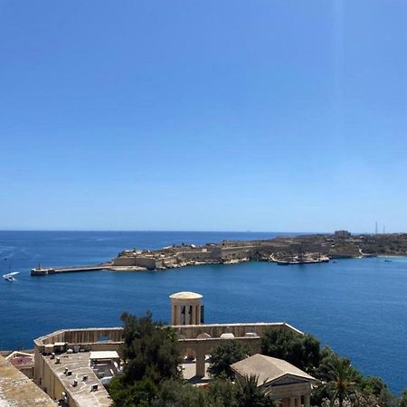 Superb 3 Bedroom Apartment In فاليتا المظهر الخارجي الصورة