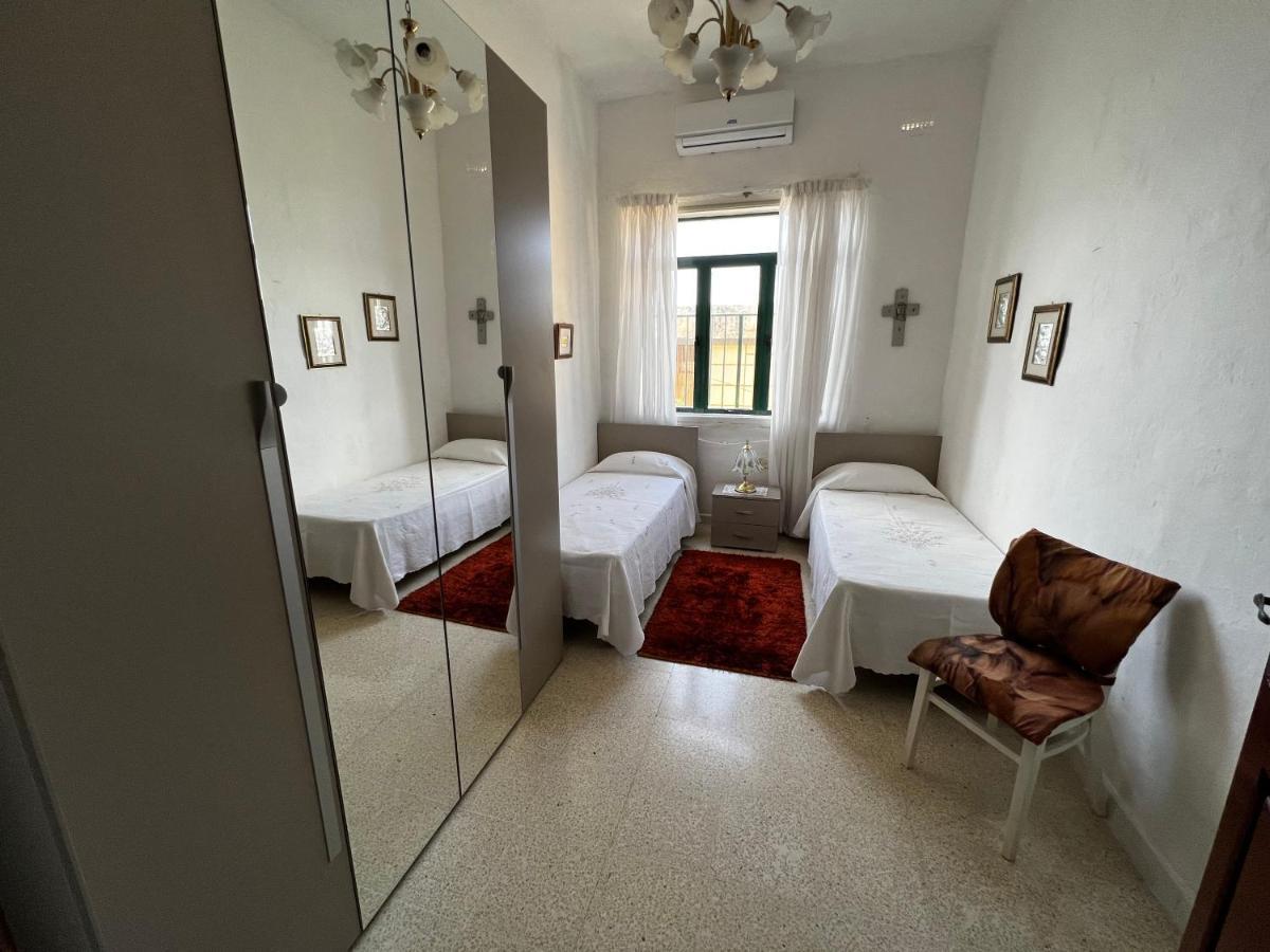 Superb 3 Bedroom Apartment In فاليتا المظهر الخارجي الصورة